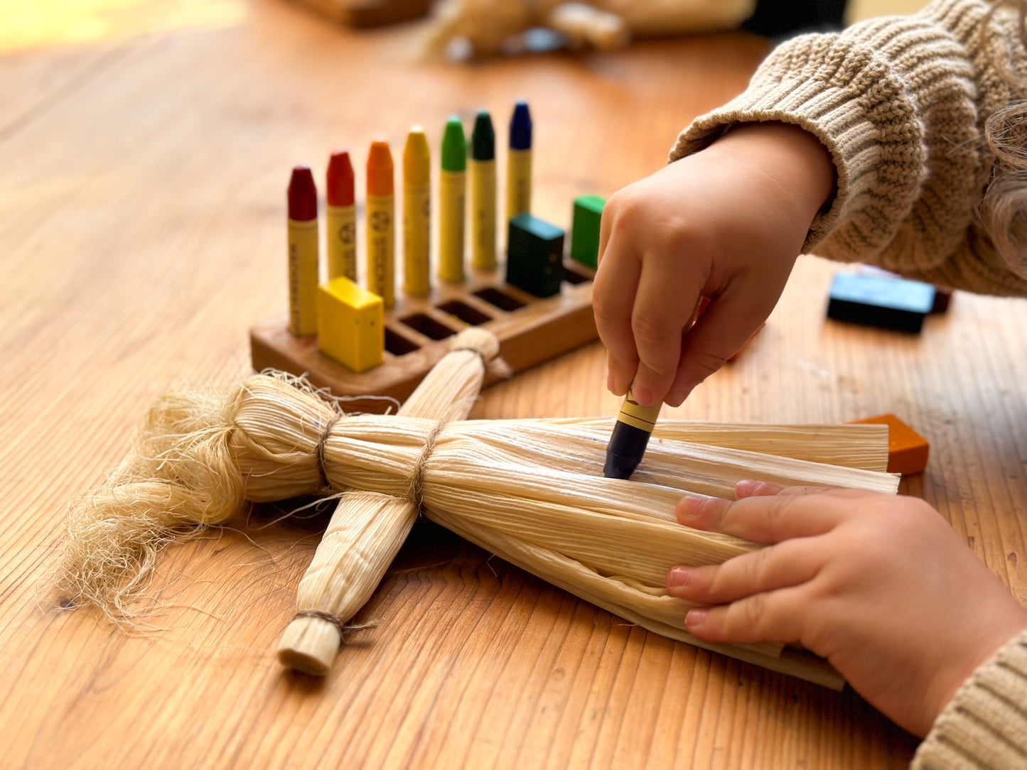 Beeswax Crayons - 8 Sticks - Waldorf Mix