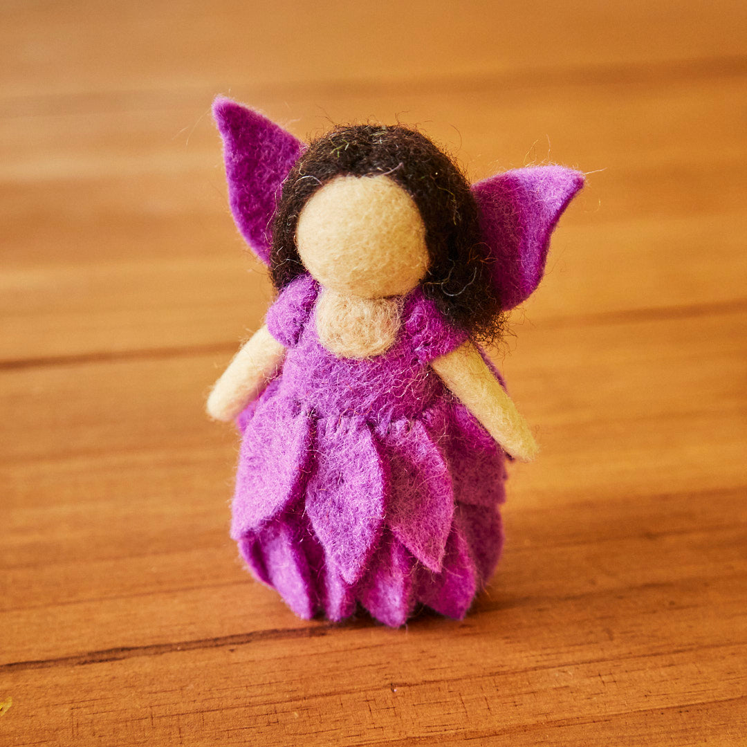Amethyst Fairy Puppet – Wondergarten